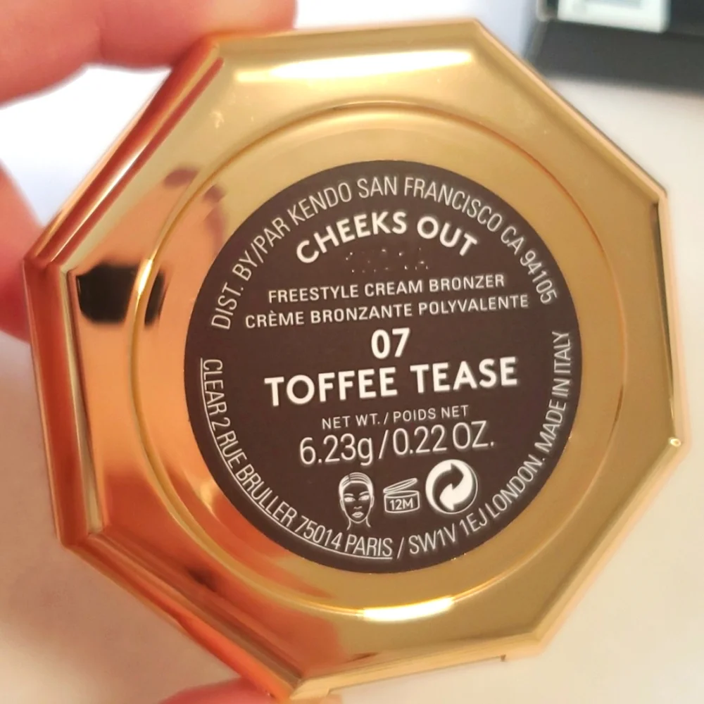NIB Fenty Beauty by Rihanna Cheeks Out Freestyle Cream Bronzer 07 Toffee Tease